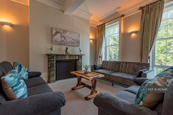 2 Bedroom Flat To Rent In London Road, Reading, RG1