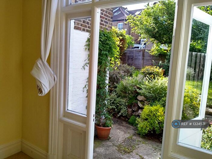 1 Bedroom Flat To Rent In Lewisham, London, SE13