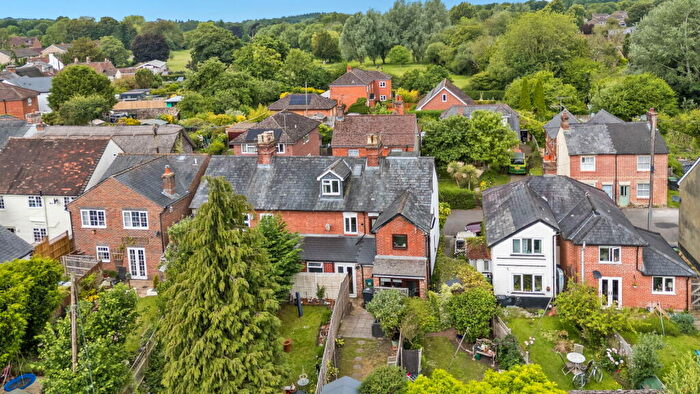 3 Bedroom Terraced House For Sale In Bridge Street, Overton, Basingstoke, RG25