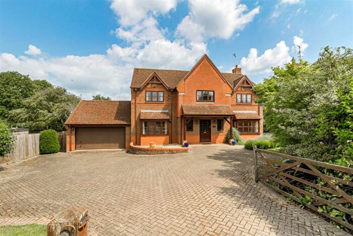 5 Bedroom Detached House For Sale In Marks Close, Stanwick, NN9