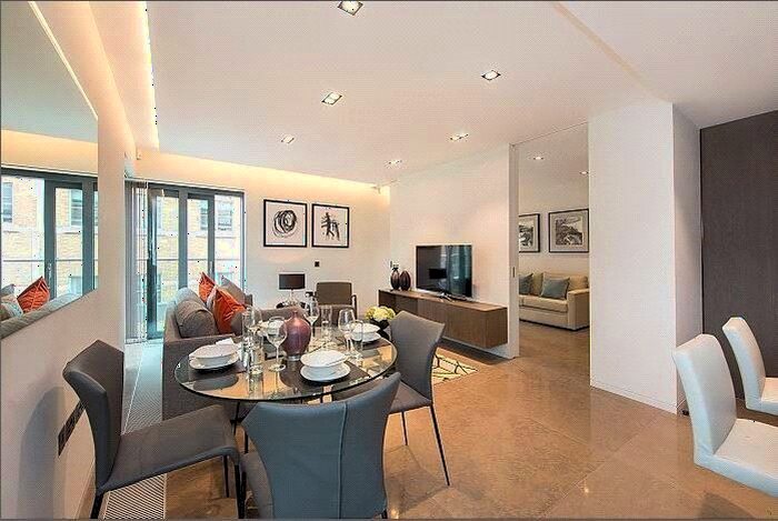 3 Bedroom Flat To Rent In Babmaes Street, St. James's, SW1Y