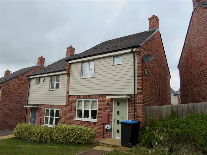 3 Bedroom House To Rent In Spinney Lane, Rugby, CV21