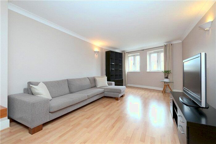 2 Bedroom Flat To Rent In Rodin Court, Essex Road, N1