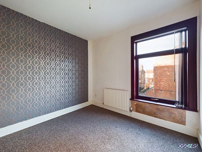 2 Bedroom Terraced House For Sale In Belmont Street, Hull, HU9