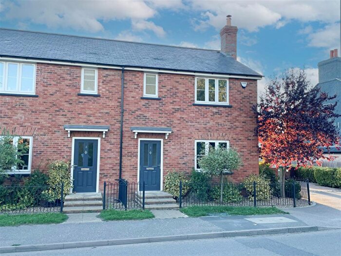 2 Bedroom Property To Rent In Stoke Hammond, Bucks, MK17