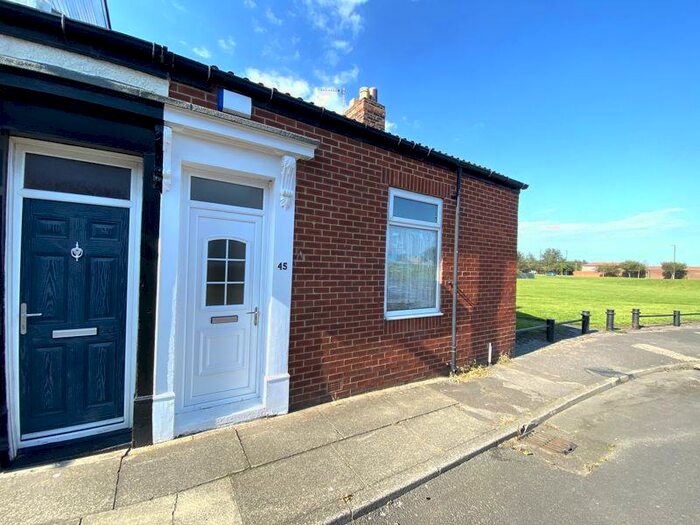 1 Bedroom Terraced House To Rent In Tower Street, Hendon, Sunderland, SR2