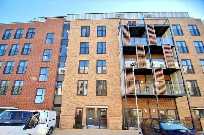 2 Bedroom Flat To Rent In Image Court, Maxwell Road, Romford, RM7