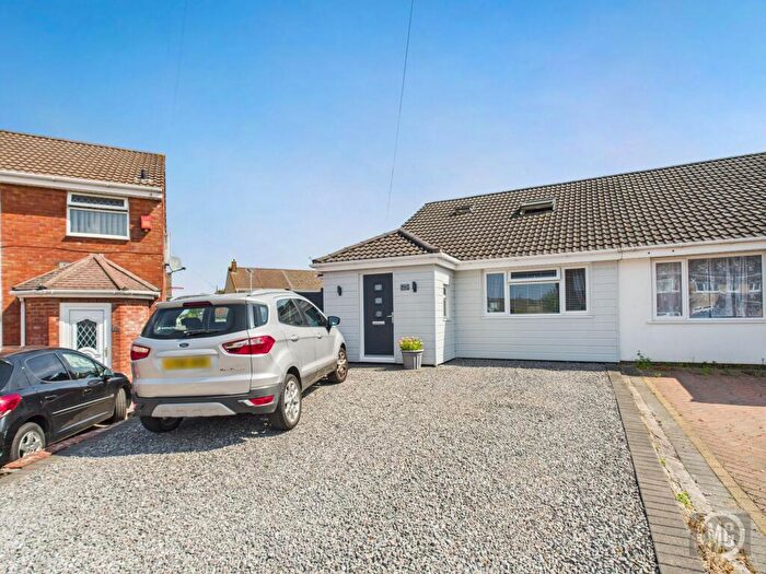 2 Bedroom Semi-Detached Bungalow For Sale In Selden Road, Bristol, BS14