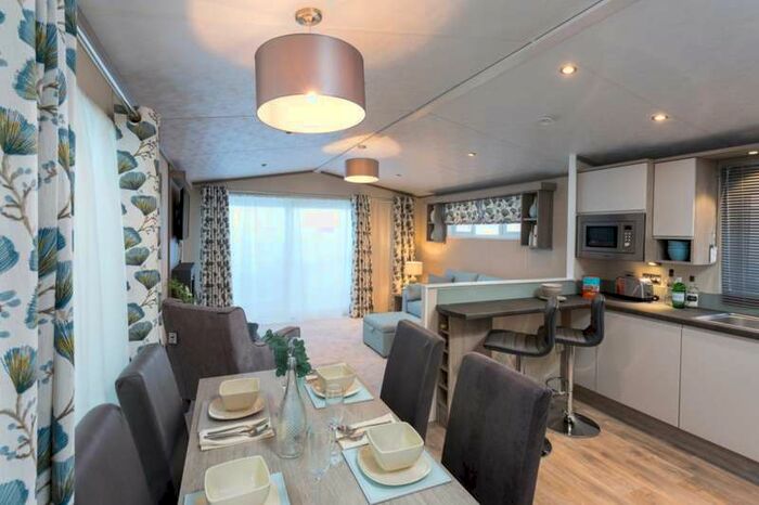 3 Bedroom Caravan Mobile Home For Sale In Malvern View, Worcestershire, WR6