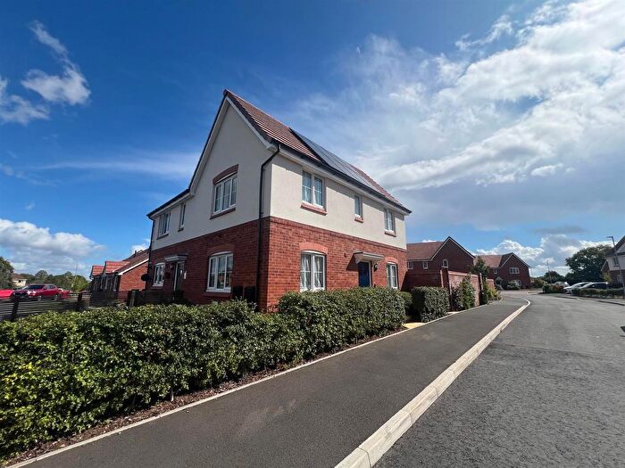 2 Bedroom Semi-detached House For Sale In Barley Drive, Malvern, WR14