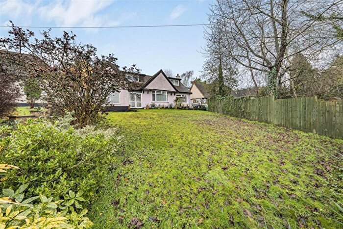 4 Bedroom Detached House For Sale In Old Watford Road, Bricket Wood, St. Albans, AL2