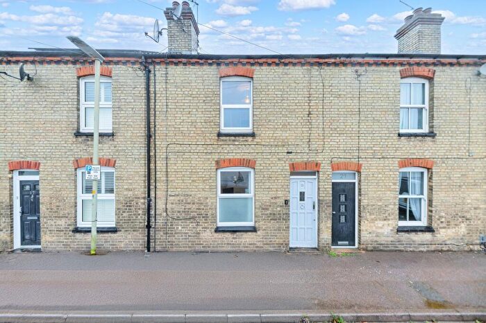 3 Bedroom Terraced House For Sale In Marshgate Drive, Hertford, SG13