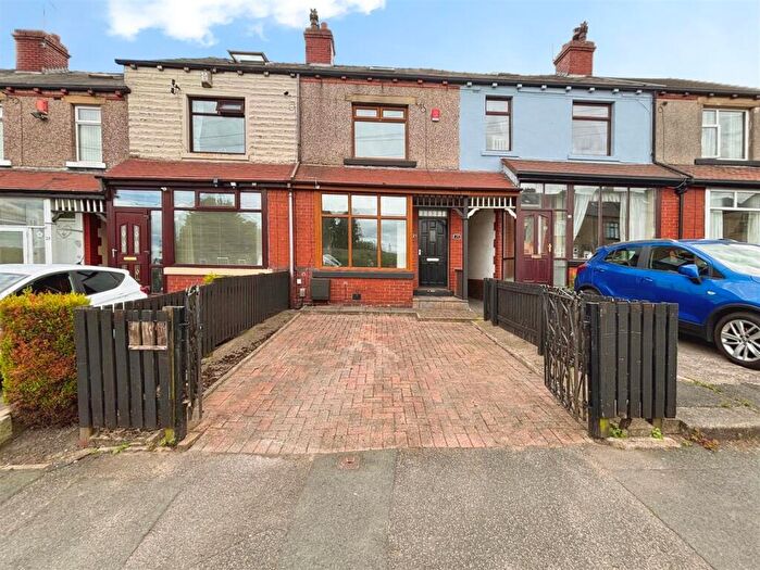 4 Bedroom Terraced House For Sale In Oakdale Avenue, Wibsey, BD6