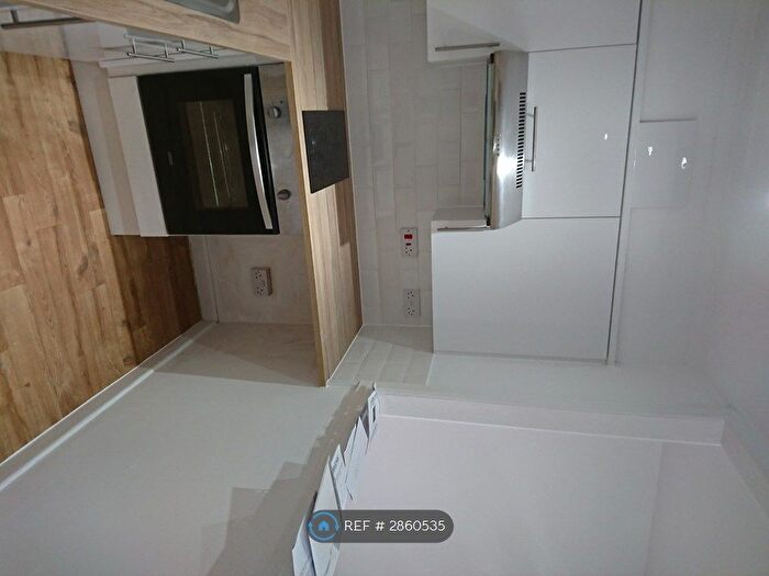 1 Bedroom Flat To Rent In The Old School House, Evesham, WR11