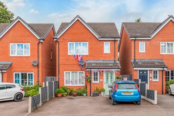 3 Bedroom Property To Rent In Broad Street, Sidemoor, Bromsgrove, B61