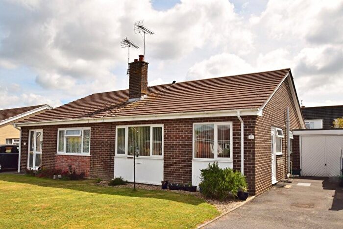 2 Bedroom Semi-Detached Bungalow To Rent In Wool, BH20