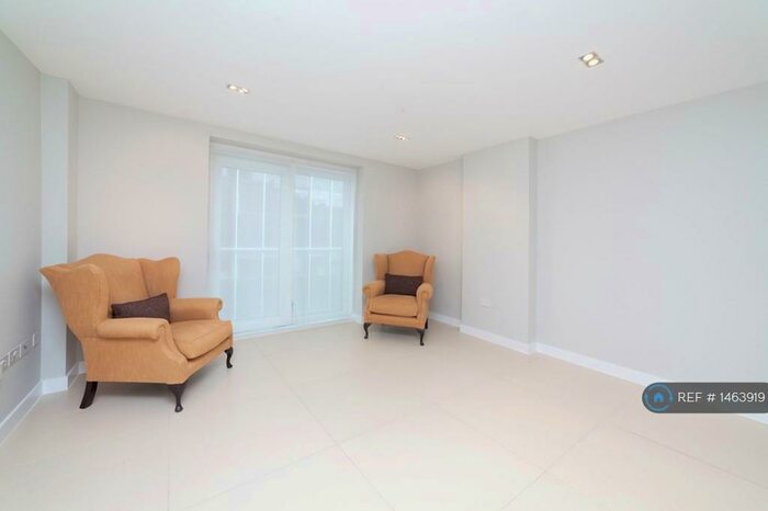 1 Bedroom Flat To Rent In Bezier Apartments, London, EC1Y