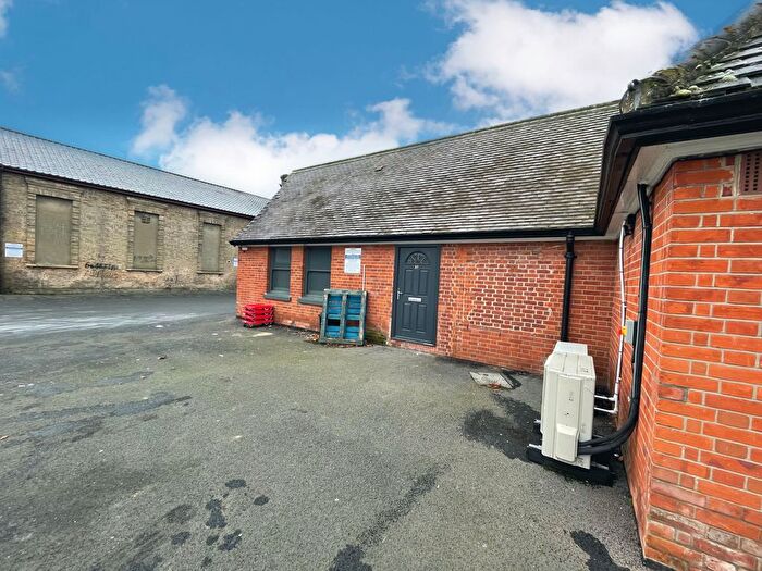 3 Bedroom Flat To Rent In Exchange Street, Attleborough, NR17