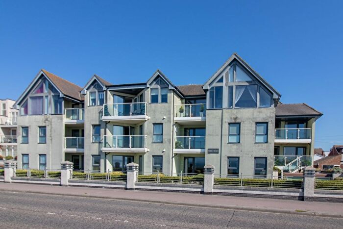 2 Bedroom Flat To Rent In Pebble Beach Apartments, Marine Parade East, Lee-On-The-Solent, Hampshire, PO13