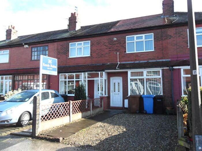 2 Bedroom House To Rent In Baslow Grove, Stockport, Cheshire, SK5