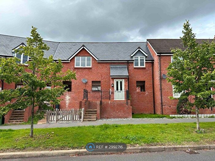 1 Bedroom End Of Terrace House To Rent In Eagle Way, Bracknell, RG12
