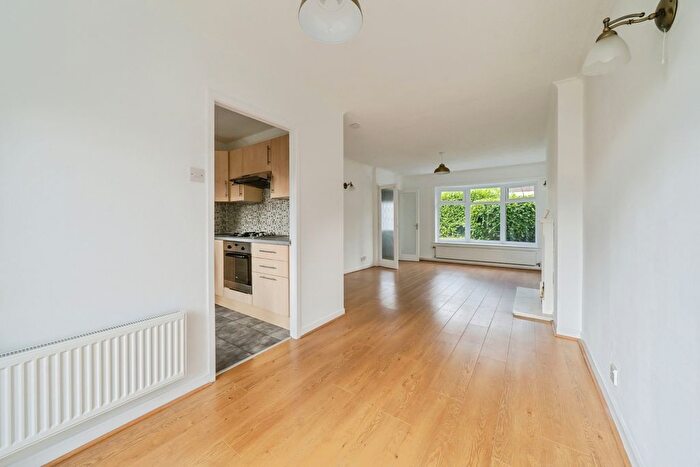 3 Bedroom Semi-Detached House For Sale In Wednesbury Drive, Great Sankey, Warrington, Cheshire, WA5