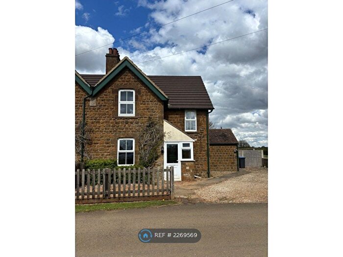 3 Bedroom Semi-Detached House To Rent In Edgehill Cottages, Banbury, OX15