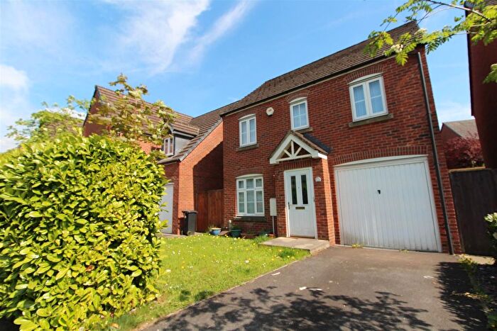 3 Bedroom Detached House To Rent In Lord Street, Little Lever, BL3