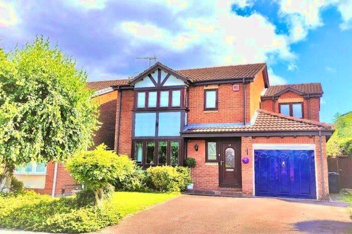 4 Bedroom Detached House To Rent In Purbeck Drive, Nottingham, NG2