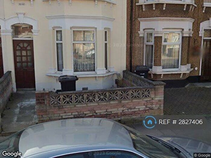 4 Bedroom Terraced House To Rent In Hampton Road, Ilford, IG1