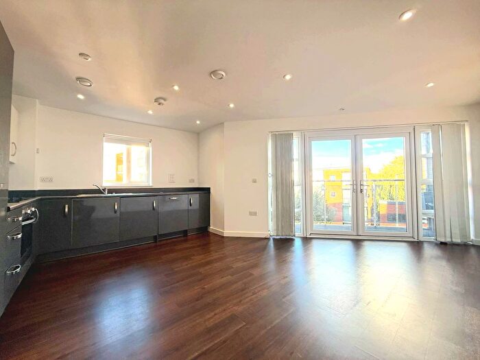 1 Bedroom Flat To Rent In High Street, Wealdstone, Harrow, HA3