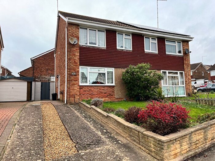 3 Bedroom Semi-Detached House For Sale In Obelisk Rise, Kingsthorpe, NN2