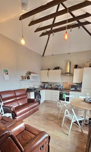 4 Bedroom Apartment To Rent In Richmond Road, Headingley, Leeds, LS6
