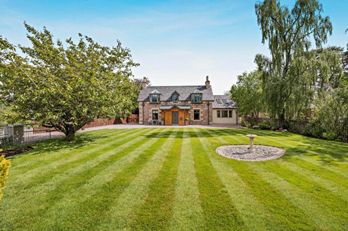 4 Bedroom Detached House For Sale In Carr Road, Carrbridge, Inverness-Shire, PH23