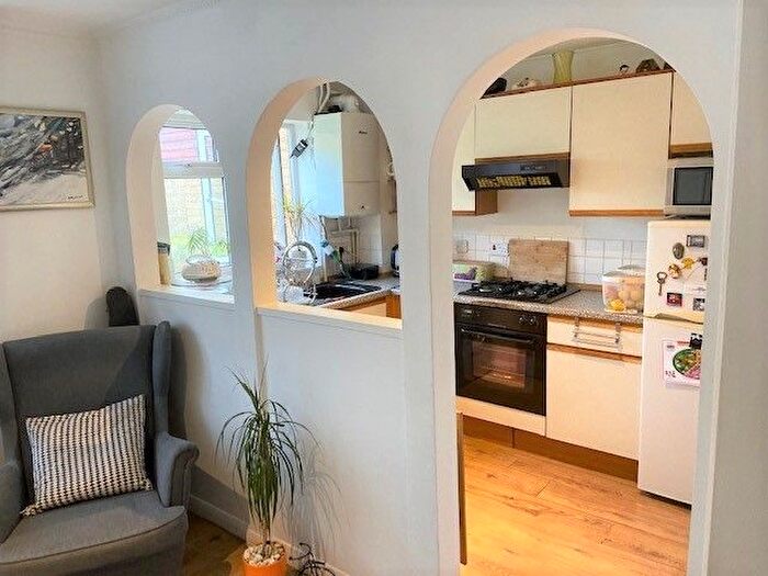 1 Bedroom Terraced House To Rent In Hornbeam Close, Northolt, UB5