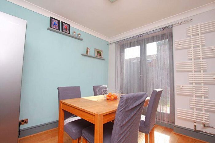 3 Bedroom End Of Terrace House For Sale In Abbots Way, Ulceby, DN39