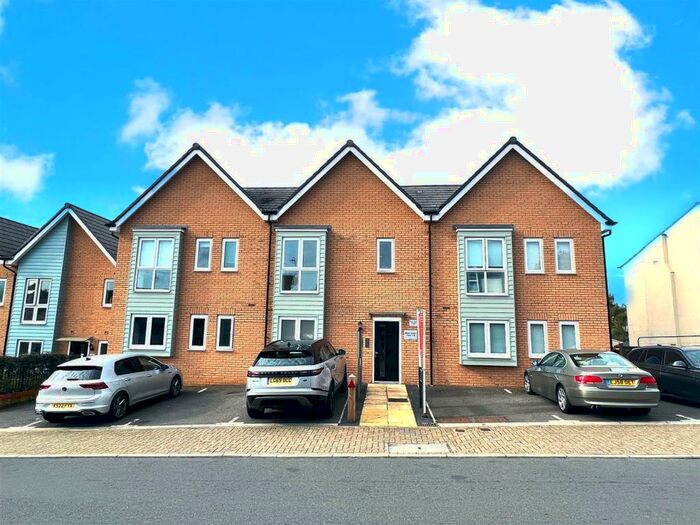 1 Bedroom Apartment To Rent In Ebberns Road, Hemel Hempstead, HP3