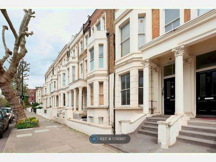 2 Bedroom Flat To Rent In Raised Ground Floor, London, W9
