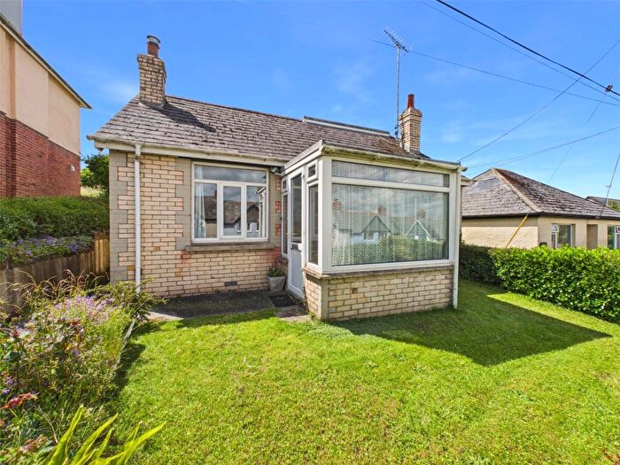 3 Bedroom Bungalow For Sale In New Road, Stratton, Bude, EX23