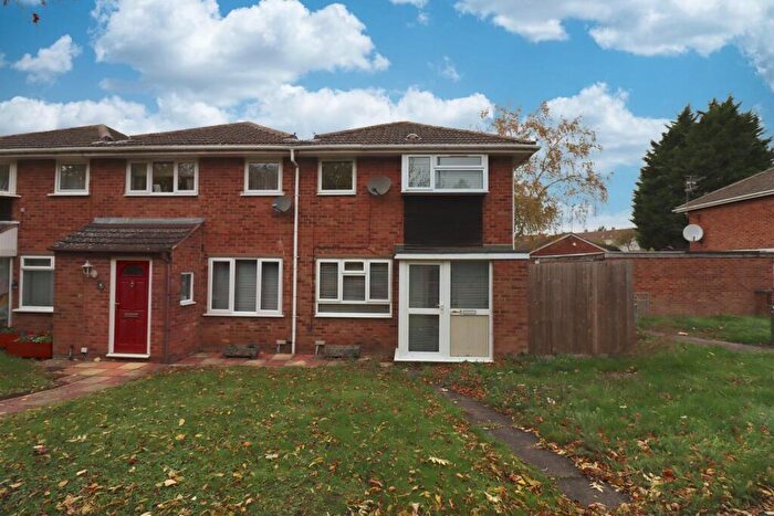 3 Bedroom End Of Terrace House To Rent In Trinity Walk, Corby, NN18