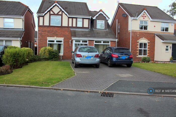 4 Bedroom Detached House To Rent In Doefield Avenue, Worsley, Manchester, M28