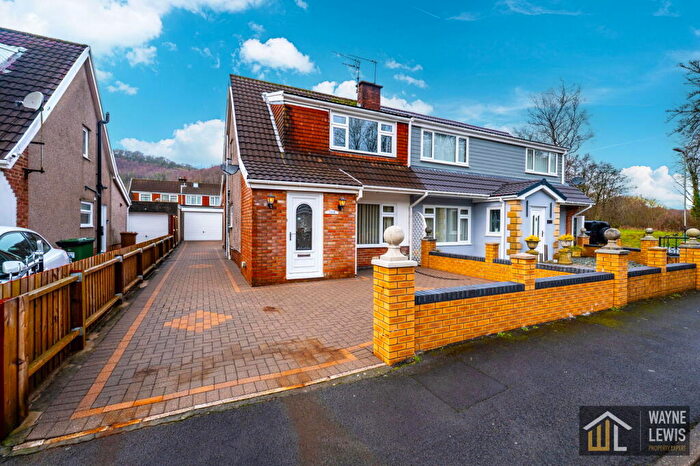 3 Bedroom Semi Detached House For Sale In Glyn Llwyfen, Llanbradach, Caerphilly, CF83