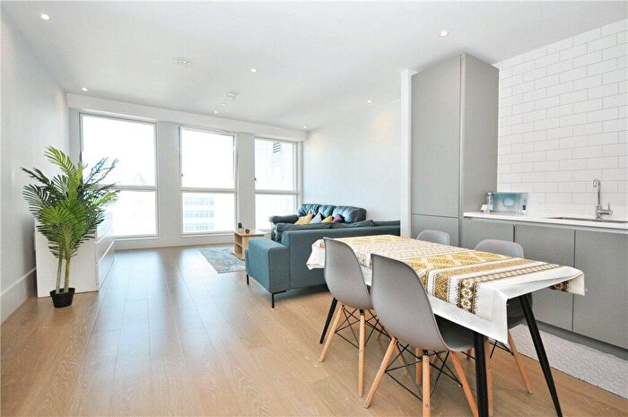 1 Bedroom Flat For Sale In High Street, Croydon, Surrey, CR0