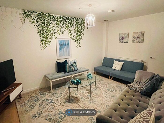 2 Bedroom Flat To Rent In Wells Terrace, London, N4