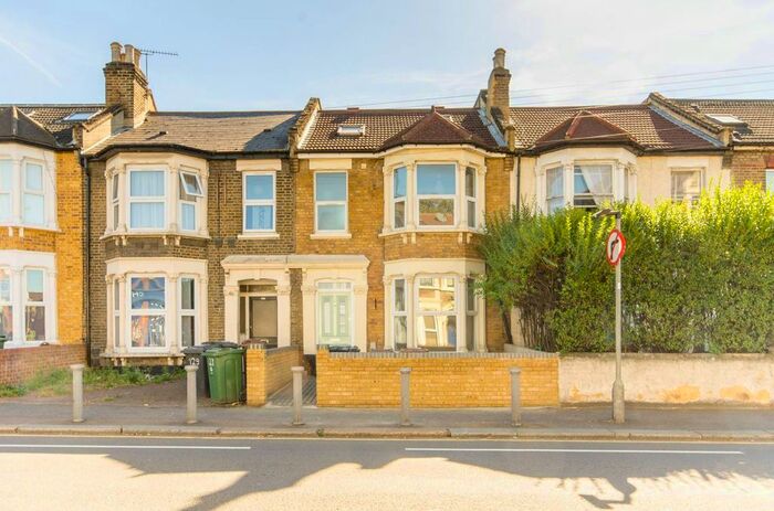 4 Bedroom Terraced House To Rent In Grove Green Road, Leytonstone, London, E11