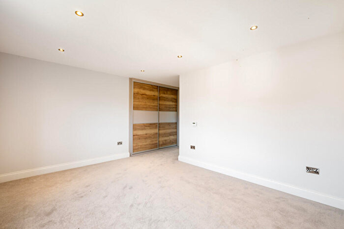 5 Bedroom Detached House For Sale In Bembridge Close, Heckington, NG34