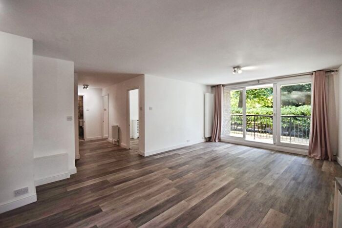 2 Bedroom Flat To Rent In Nero Court, Brentford Dock, TW8