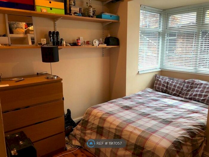 5 Bedroom Terraced House To Rent In Brailsford Road, Manchester, M14