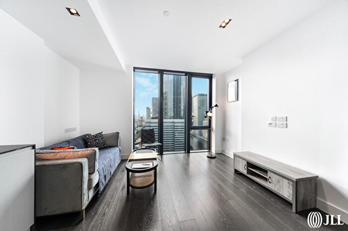 1 Bedroom Apartment To Rent In Amory Tower, Marsh Wall, E14