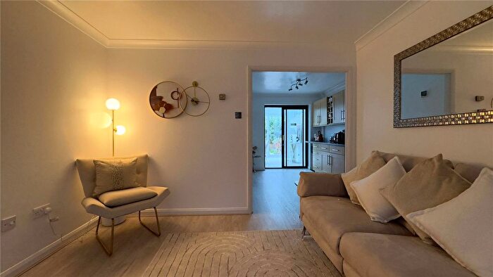 1 Bedroom Semi-Detached House To Rent In Lindsey Road, Uxbridge, Bp, UB9
